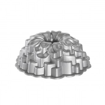 forma Nordic Ware, forma do babki Nordic Ware, nordic ware Blossom, złota forma do ciasta, forma do ciasta z aluminium, forma do pieczenia, forma do babki, forma z kutego aluminium, wyjątkowa forma do pieczenia, forma babka wielkanocna, forma do pieczeni