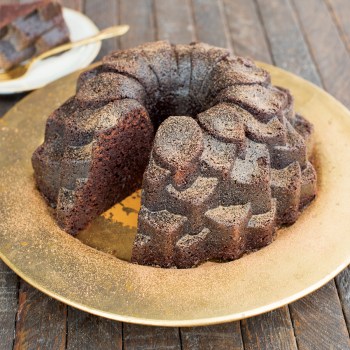 forma Nordic Ware, forma do babki Nordic Ware, nordic ware Blossom, złota forma do ciasta, forma do ciasta z aluminium, forma do pieczenia, forma do babki, forma z kutego aluminium, wyjątkowa forma do pieczenia, forma babka wielkanocna, forma do pieczeni