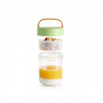 pojemnik jar to go, pojemnik lekue, słoik na lunch, słoik do pracy, słoik z pojemnikiem na sos, pojemnik na sałatkę, słoik lekue, pojemnik na pudding chia, pojemnik na muesli do pracy, plastikowy słoik na lunch, plastikowy pojemnik na lunch, BPA free, po