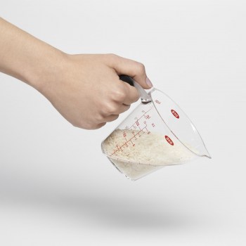 miarka kuchenna 250ml, miarka kuchenna 0,25L, miarka kuchenna ikea, miarka kuchenna oxo, miarka kuchenna z uchwytem, miarki kuchenne w ml, miarki kuchenne plastikowe