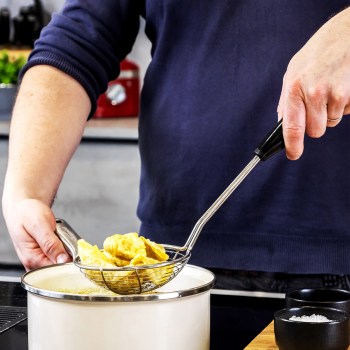 chiński cedzak, sitko do woka, cedzak do woka, łyżka cedzakowa, cedzak sitko, cedzak ze stali nierdzewnej, cedzak KitchenAid, łyżka cedzakowa KitchenAid, sitko chińskie, sitko do woka, cedzak sitko, chińskie sitko, Onyx Black KCG010OHOBE, sitko do frytek