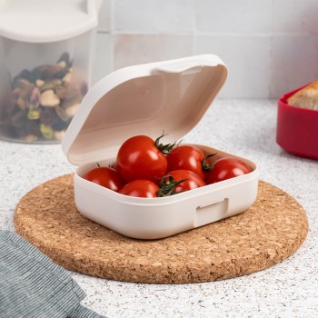 pojemnik na przekąskę, pojemnik na drobiazgi, pojemnik na kanapkę, pojemnik Amuse A-000441, różowy pojemnik na przekąskę, pojemnik BPA Free, pojemnik certyfikat do kontaktu z żywnością