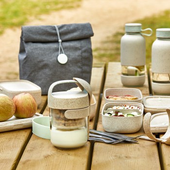0301014V19U150 Pojemnik Jar To Go Organic Lekue, pojemnik na muesli, pojemnik na jogurt, pojemnik na zupę, kubek na jogurt i muesli, pojemnik z łyżeczką, pojemnik śniadaniowy, pojemnik z łyżką, Lekue Organic