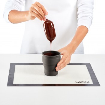 silikonowe foremki do lodów Lekue, zestaw do domowych lodów na patyku, domowe lody z polewą, domowe lody w polewie, foremki do lodów z polewą CLASSIC CREAMY Lekue 3400235SURU150, 