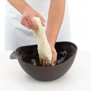 jak upiec chleb w domu, domowy chleb, silikonowa forma do chleba, forma do wypieku chleba, bread maker Lekue, bread maker, silikonowa forma do wypieku chleba, silikonowa misa, jak upiec chleb, w czym piec chleb, jak długo piec chleb, domowe pieczywo